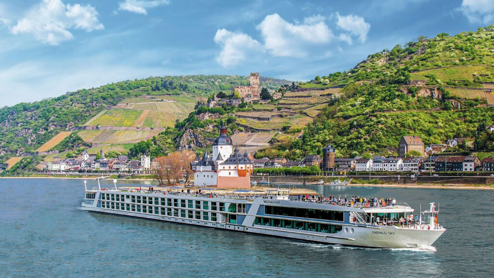 Emerald River Cruise In Rhine