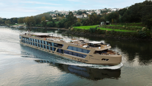 Ms Estrela in Douro