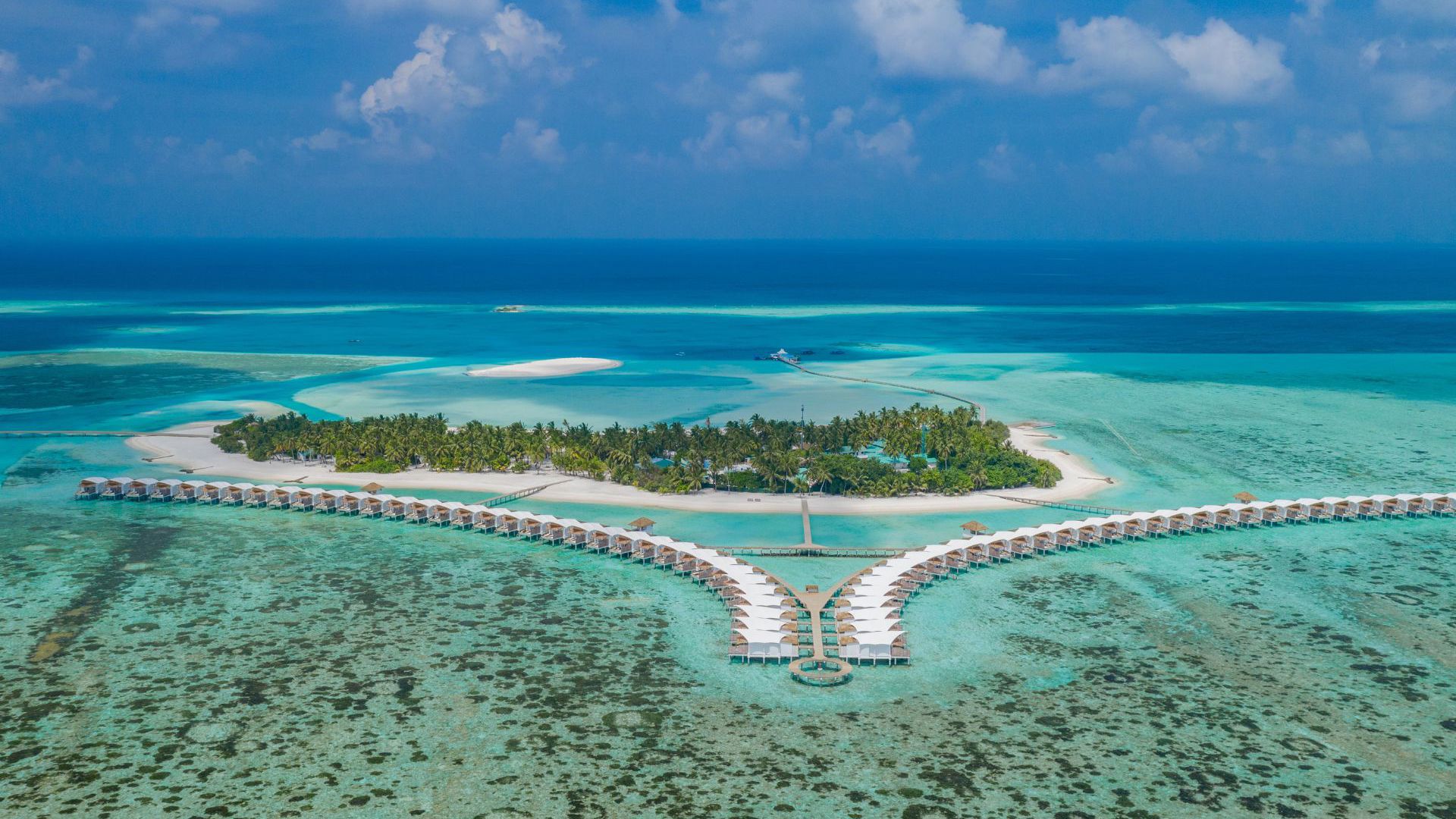 Cinnamon Hakuraa Huraa Maldives  -  Aerial View 