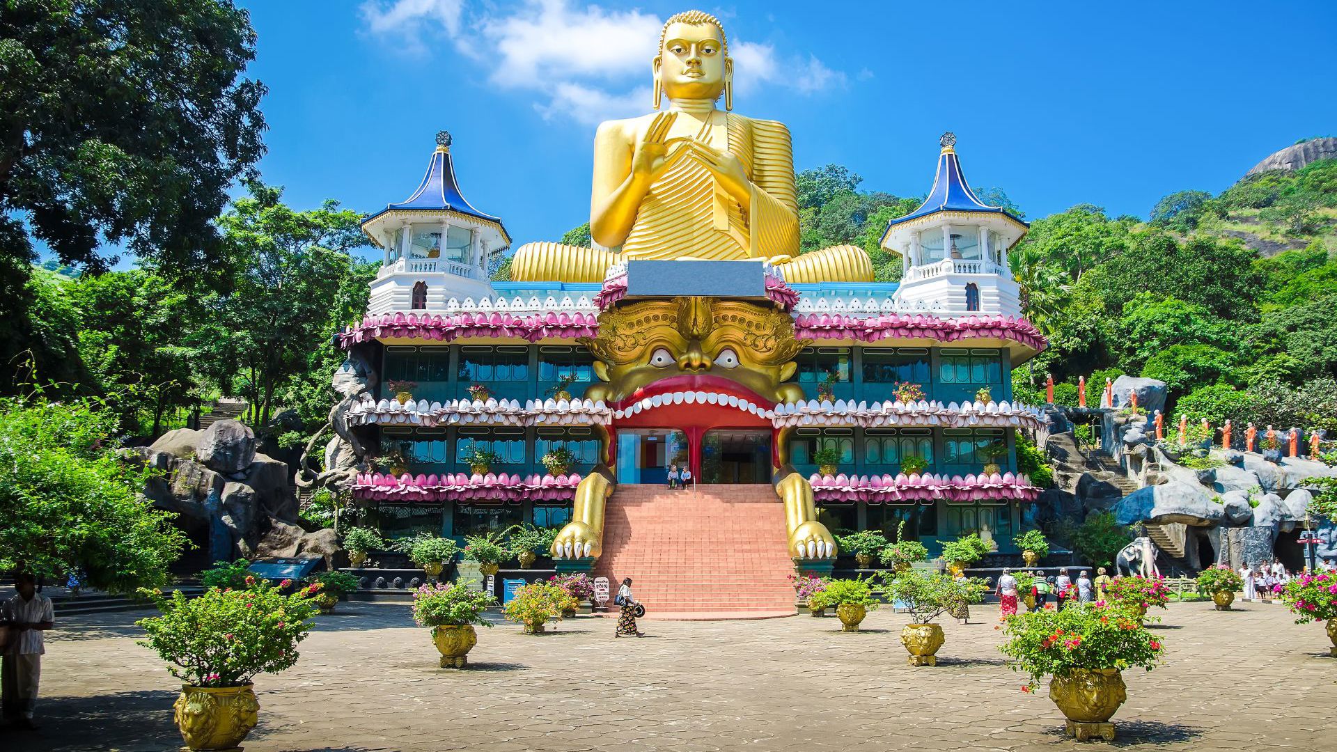 Dambulla cave temple with Total Holiday Options