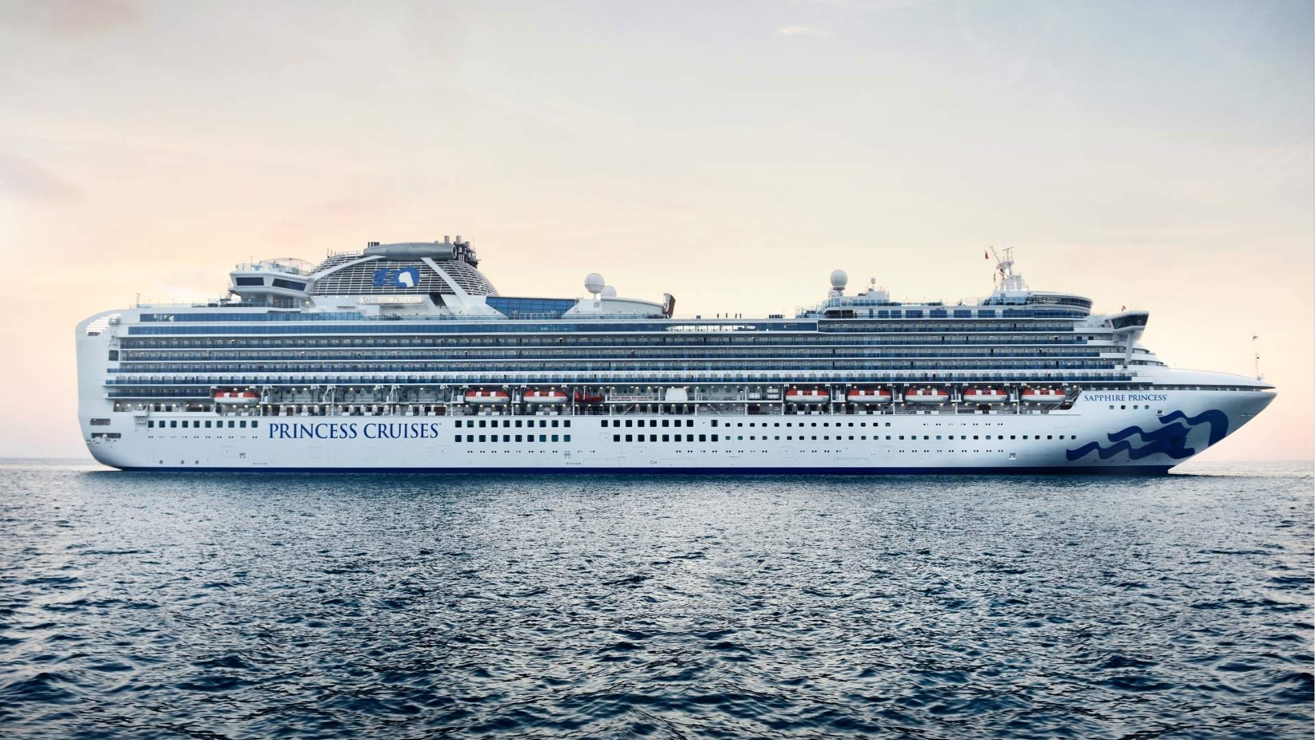Sapphire Princess at Sea