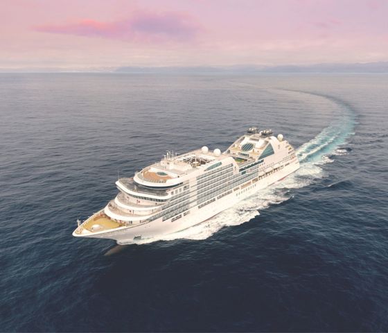 Seabourn Ovation - Pink Sky