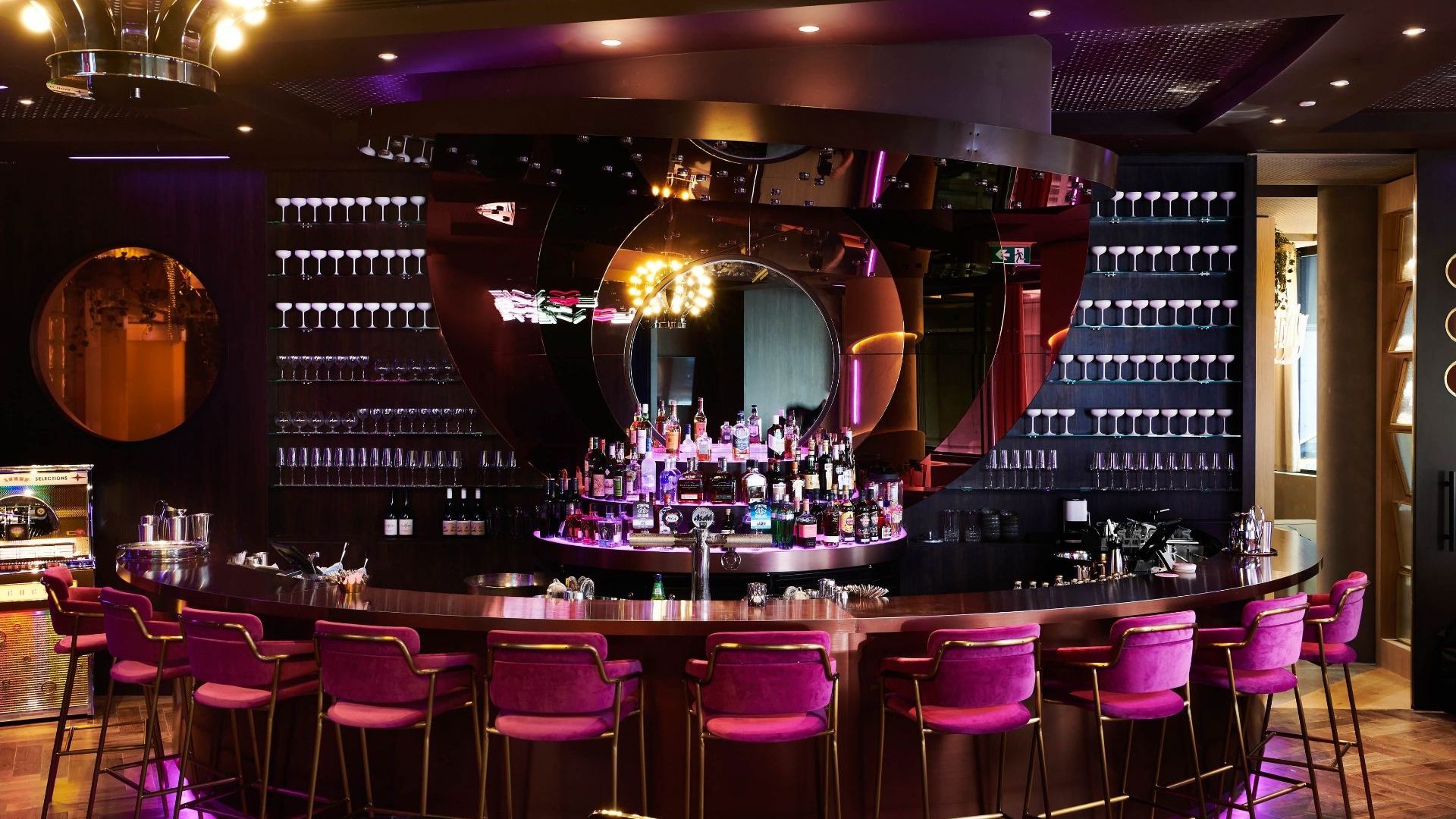 Crowne Plaza Melbourne - Bar