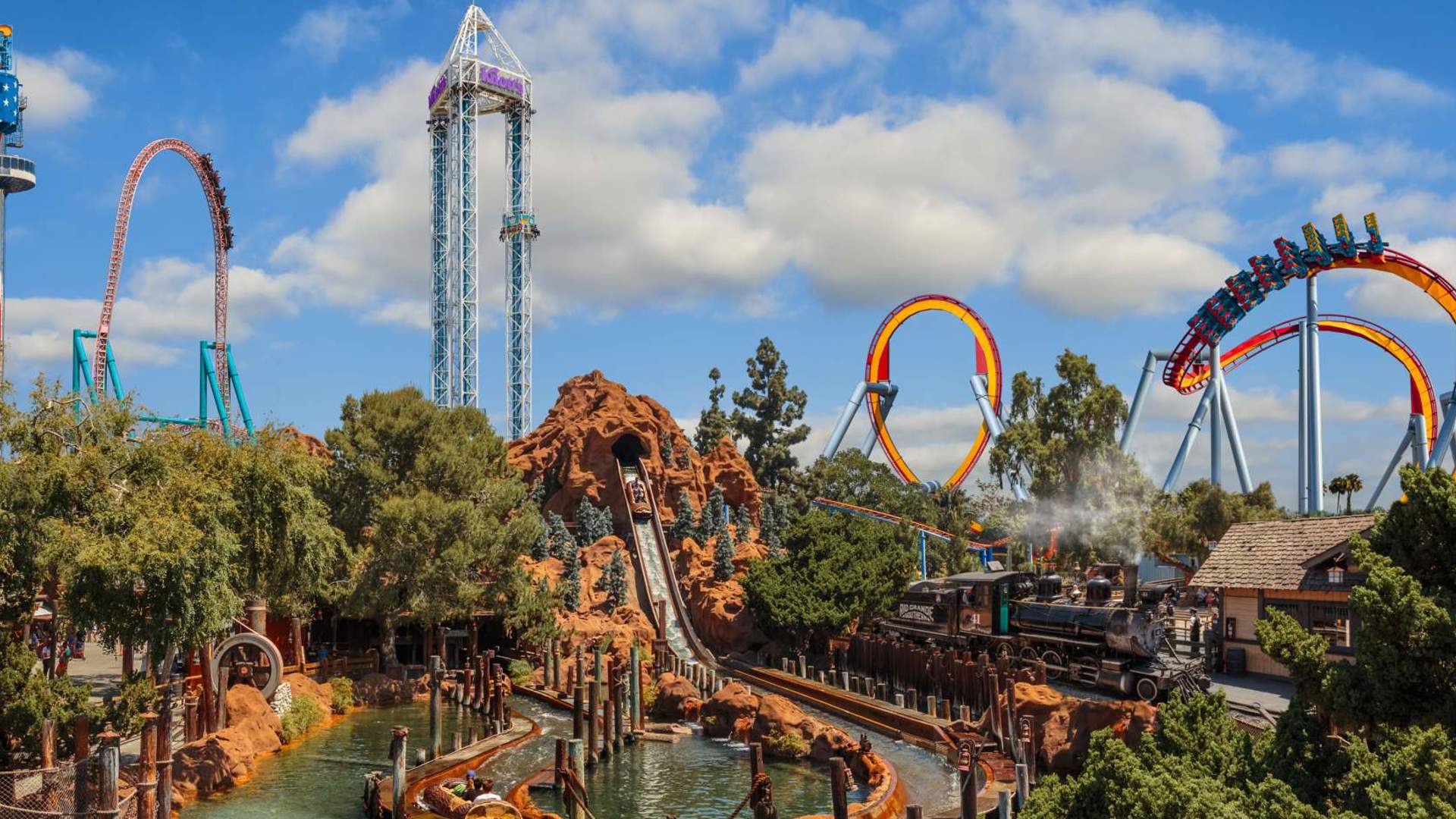 Anaheim Disneyland theme-park rides - Image credit: Visit Anaheim