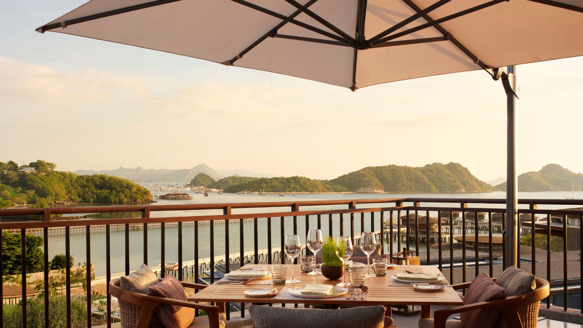 Ta'aktana, A Luxury Collection Resort- Leros - Terrace Tables