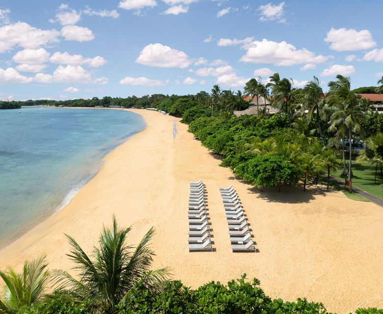 Nusa Dua Beach Hotel - Beach