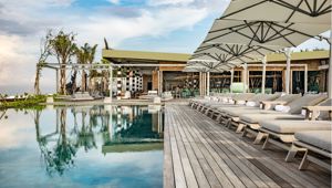 Como Uma Canggu - Beach Club Pool