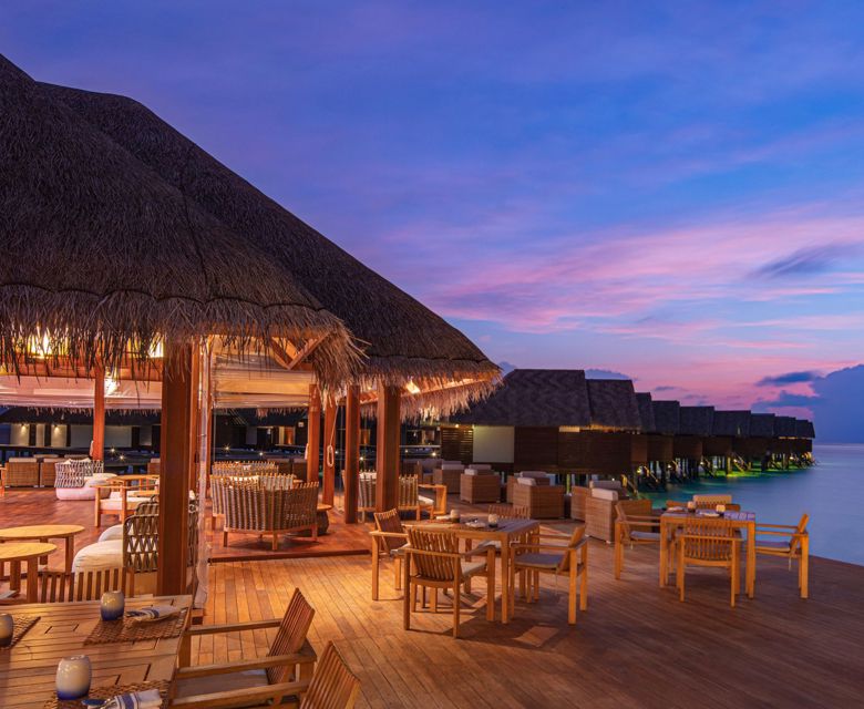 Heritance Aarah - Baani Overwater Fine Dining
