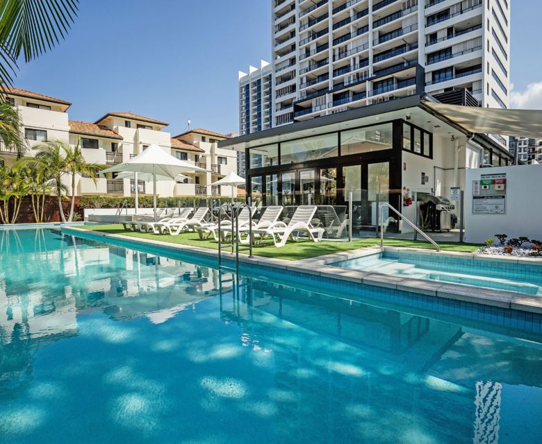 Ultra Broadbeach Pool