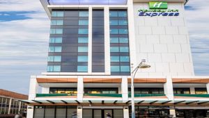 Holiday Inn Express Adelaide Exterior