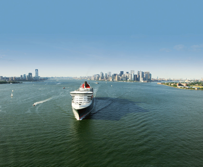 Queen Mary 2 in New York