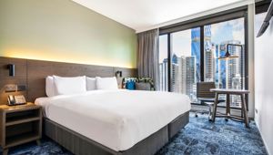 Holiday Inn Express Melbourne Little Collins - Standard King Room 