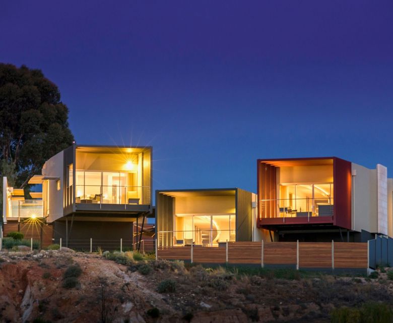 156414 The Frames CR SATC