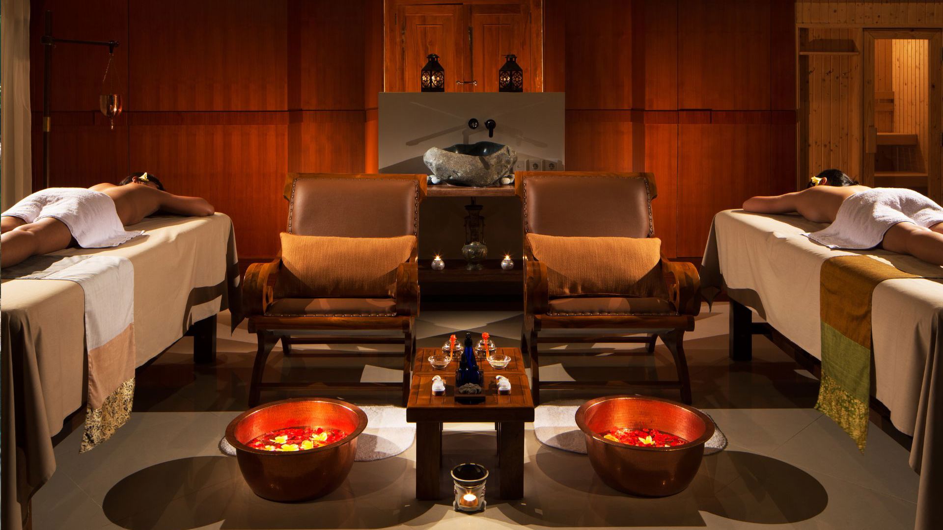 Samabe Bali Suites & Villas - Galangal Spa Room