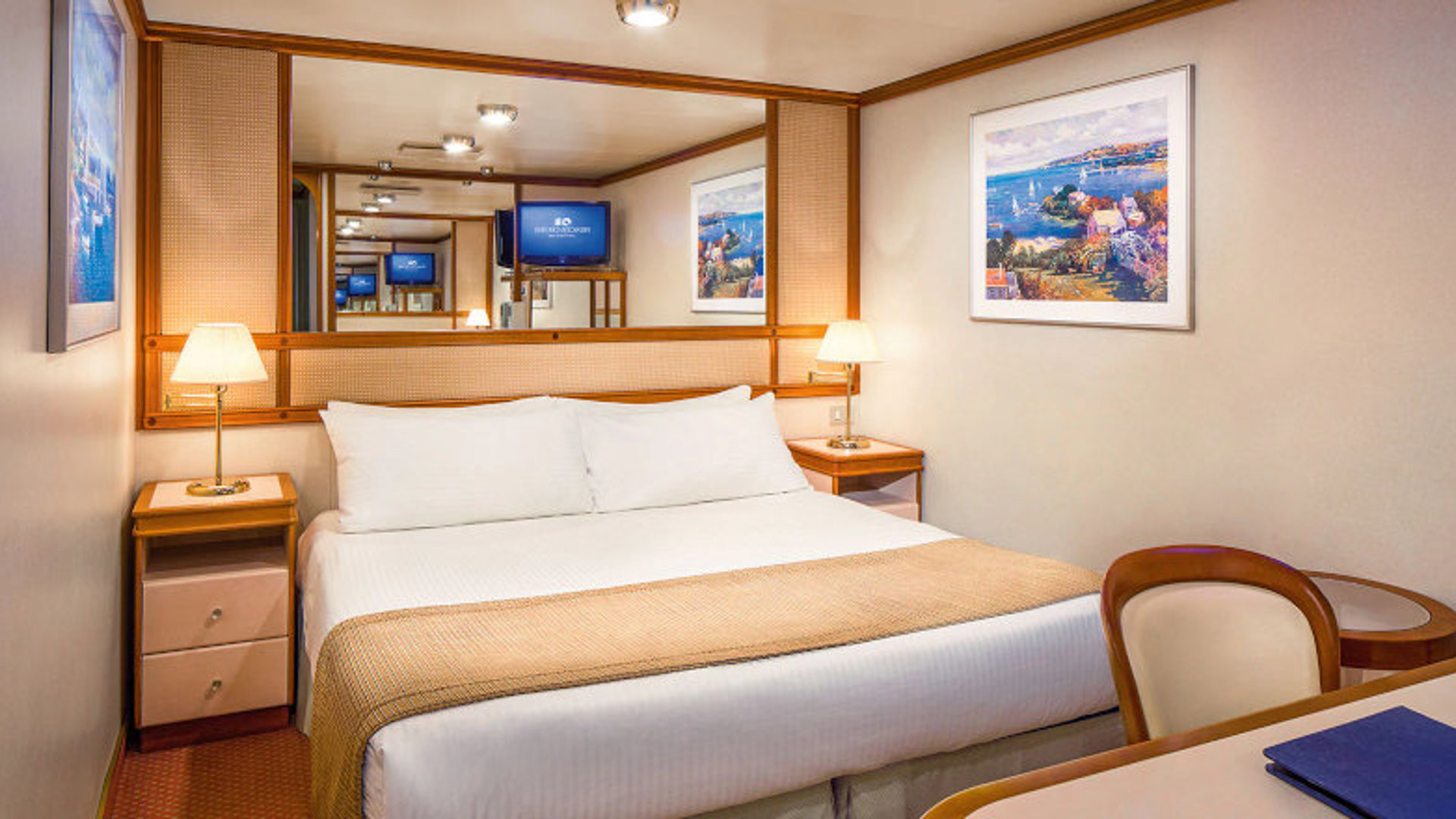 Expect deep and dreamy sleep on a Princess Cruises bed. Image credit: Princess Cruises
