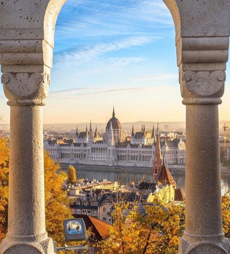 Bohemian Highlights - Trafalgar