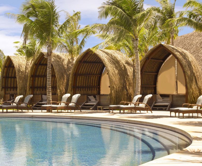Four Seasons Resort Bora Bora pool