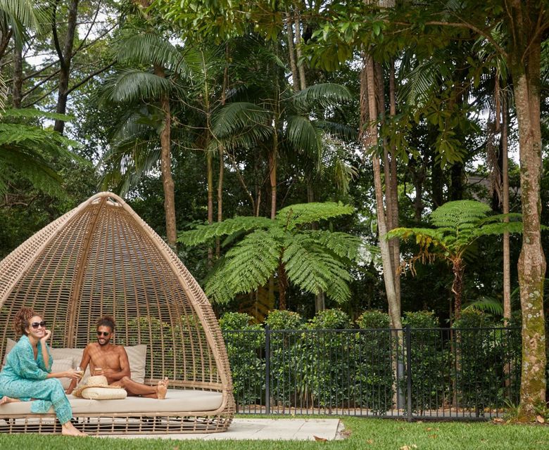 Crystalbrook Byron - pool cabana