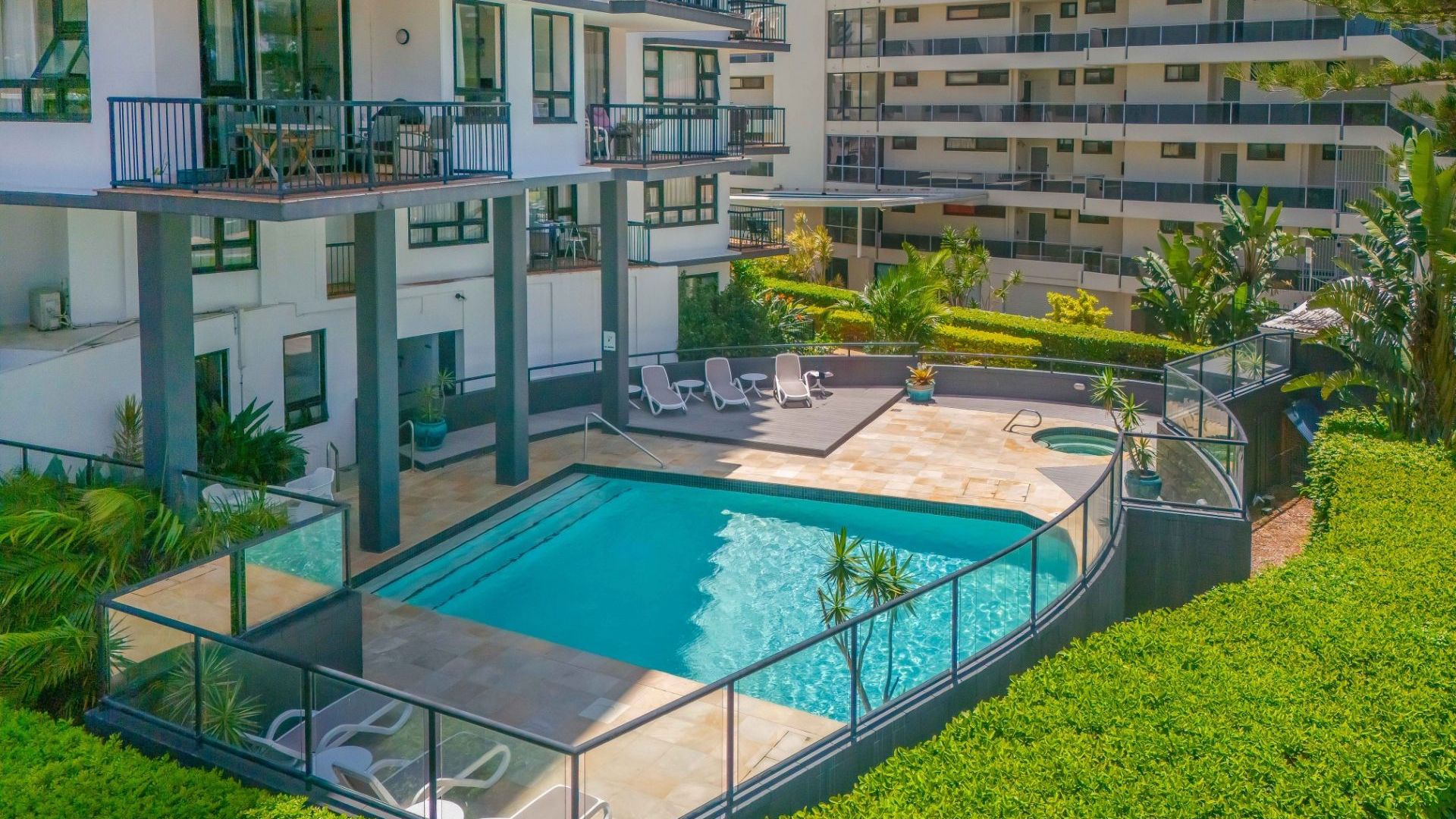 Neptune Resort Swimming Pool