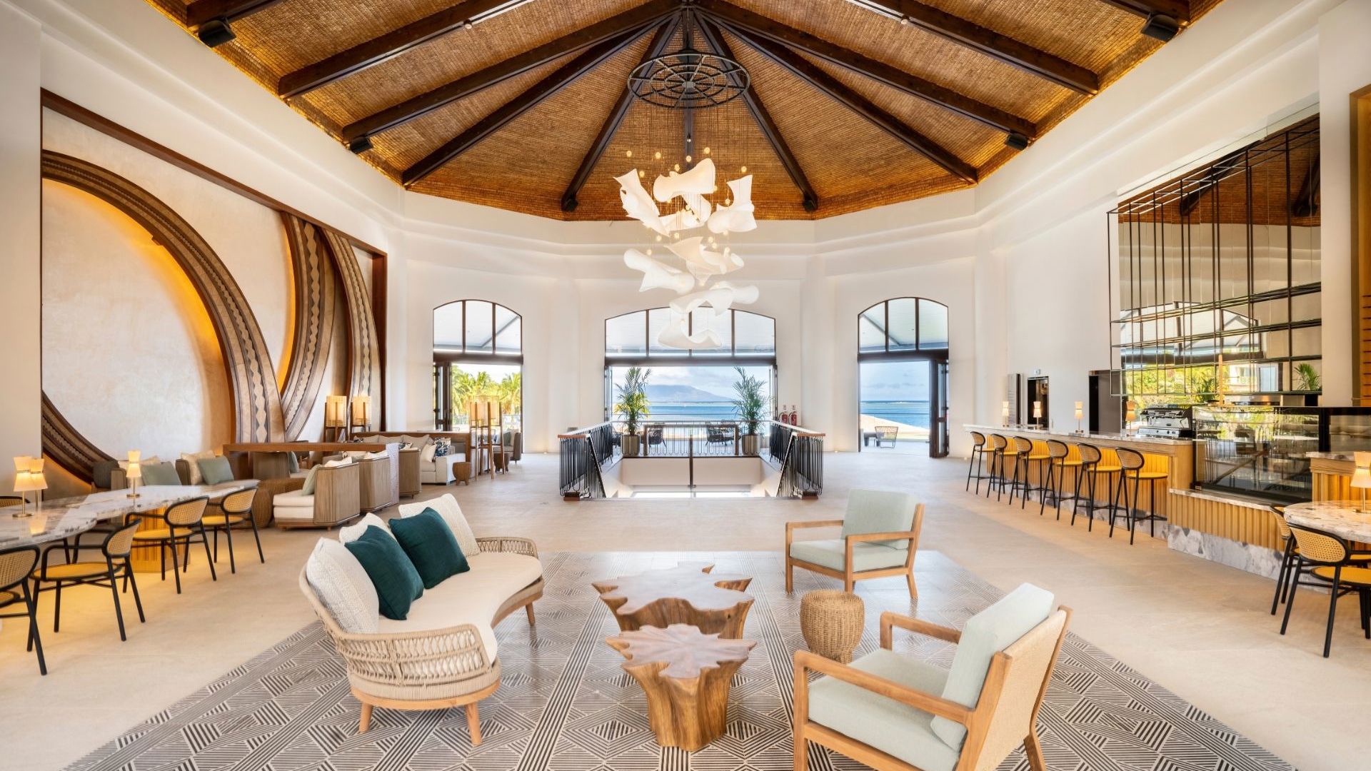 Hilton Hotel Tahiti - Lobby