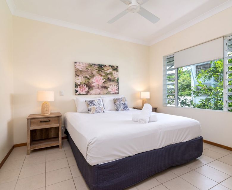 Verandahs Apartments Port Douglas - bedroom