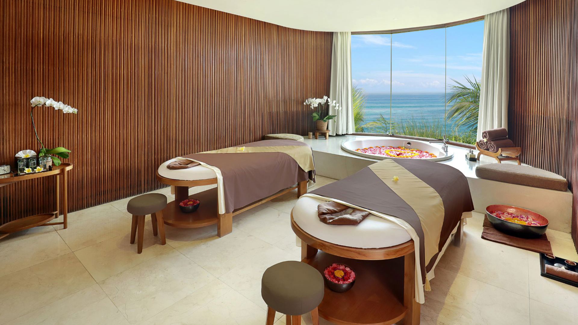 Candi Beach Resort & Spa - Ocean Spa Treatment Room