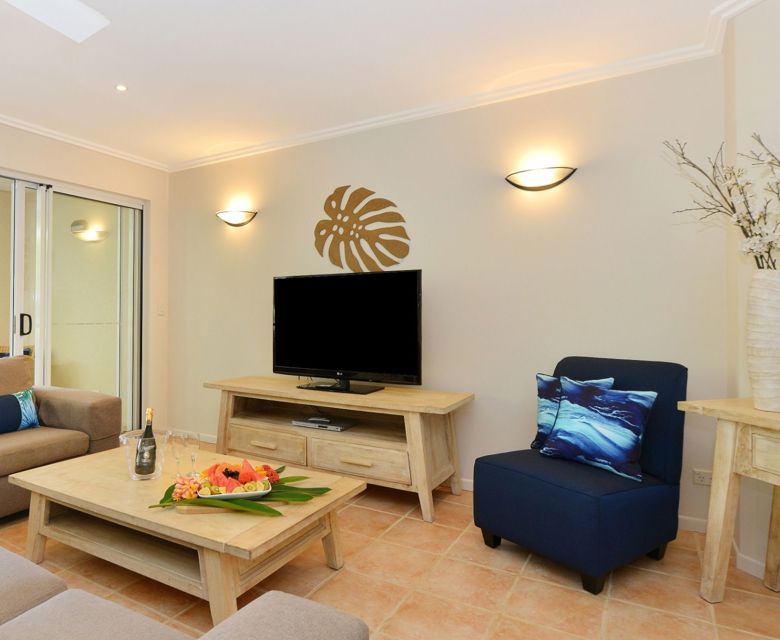Cayman Villas Port Douglas Living Area 