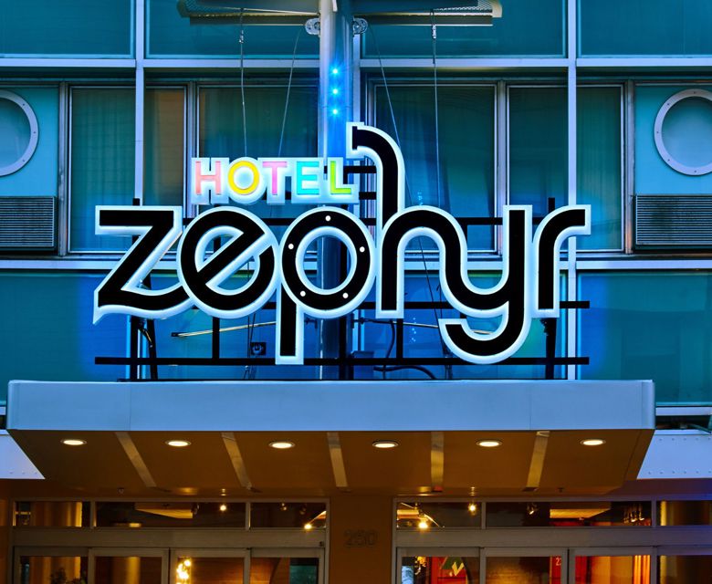 Hotel Zephyr - Exterior