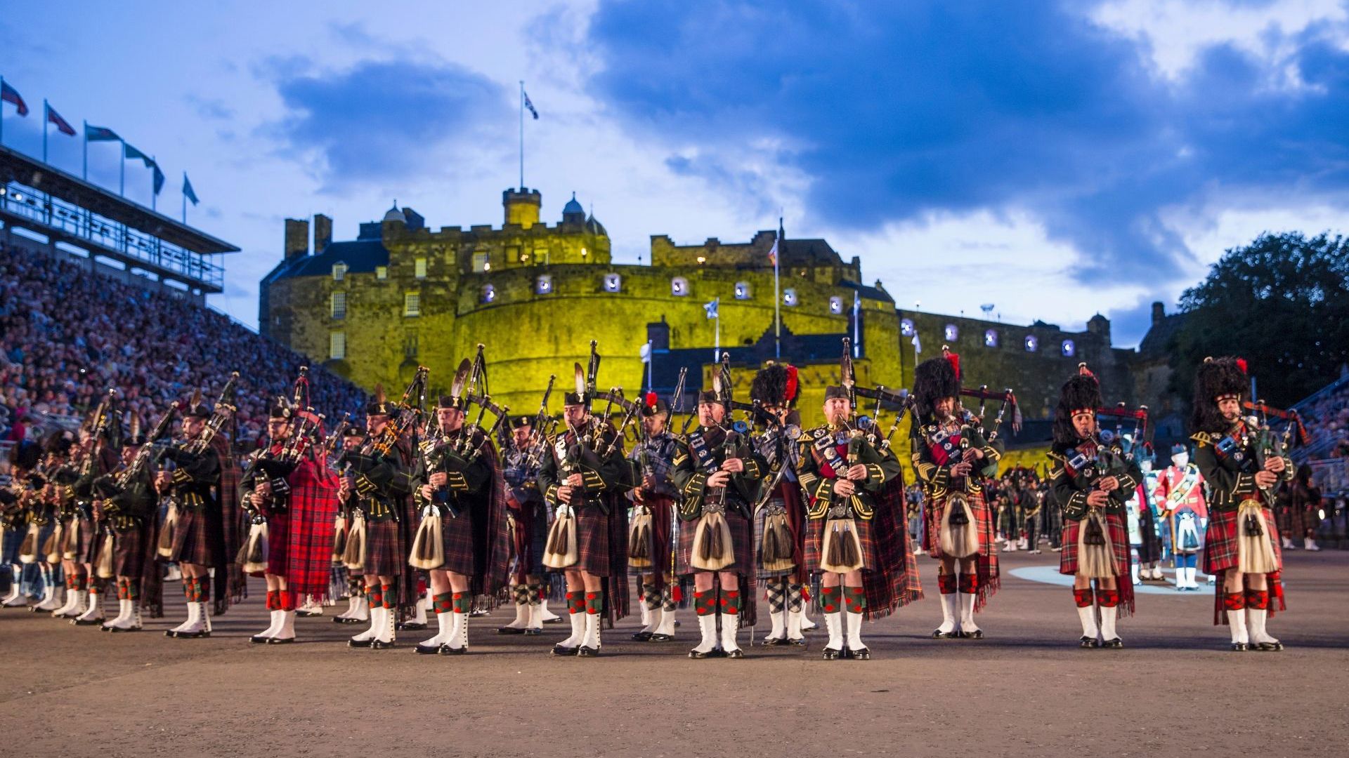 Edinburgh Military Tattoo ©Visitscotland & Kenny Lam 