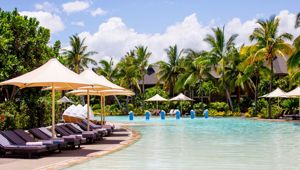 Intercon Fiji Family Pool