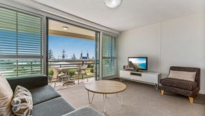 Mantra Mooloolaba - Lounge