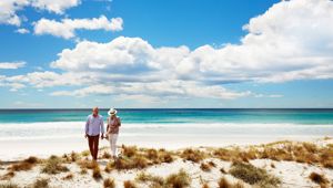 Tasmania Wineglass Bay © Tourism Tasmania and Hugh Stewert