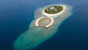 Sandies Bathala island full view 