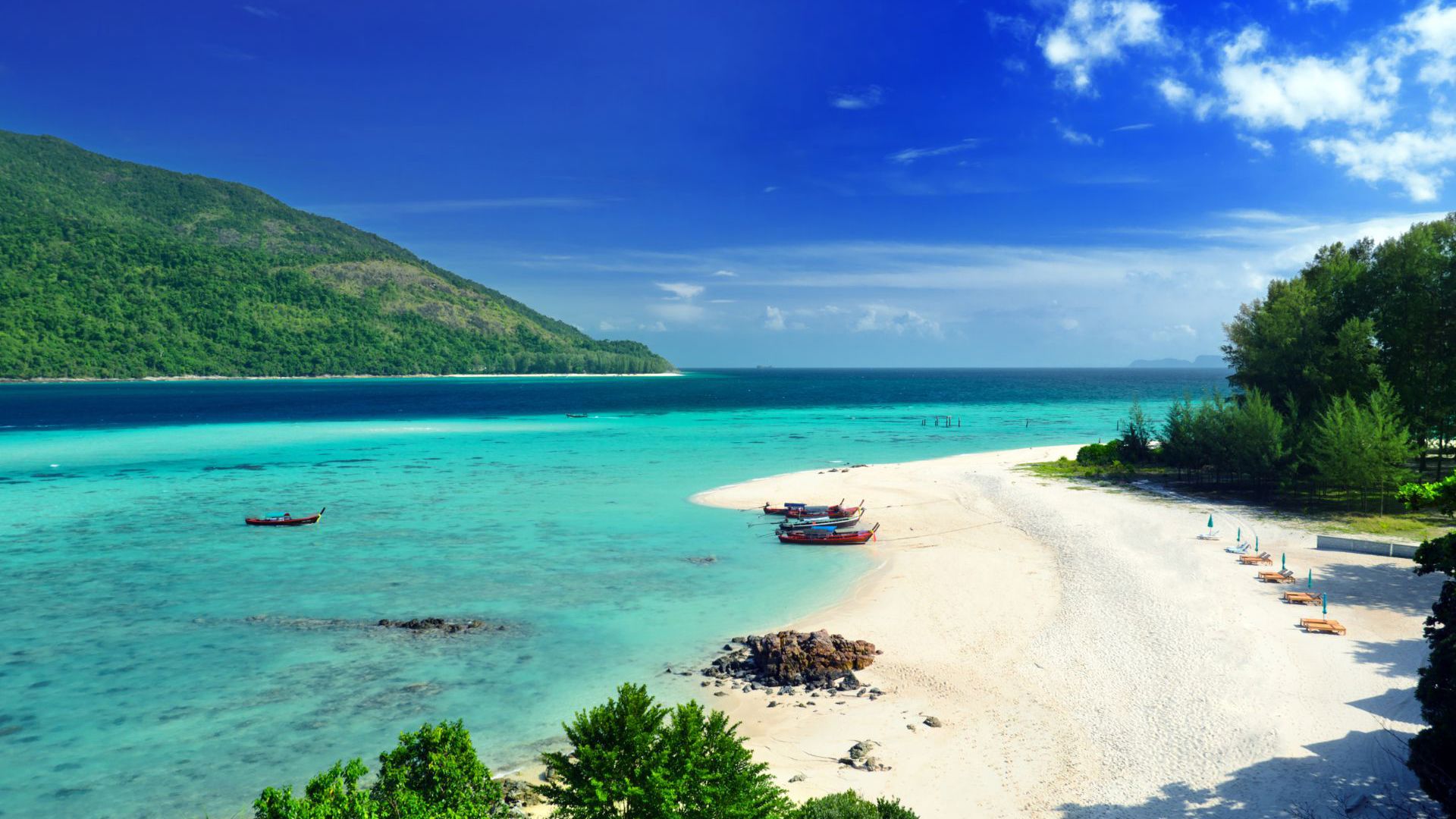 Koh Lipe Beach