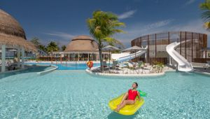 Centara Mirage Lagoon Maldives - Pool