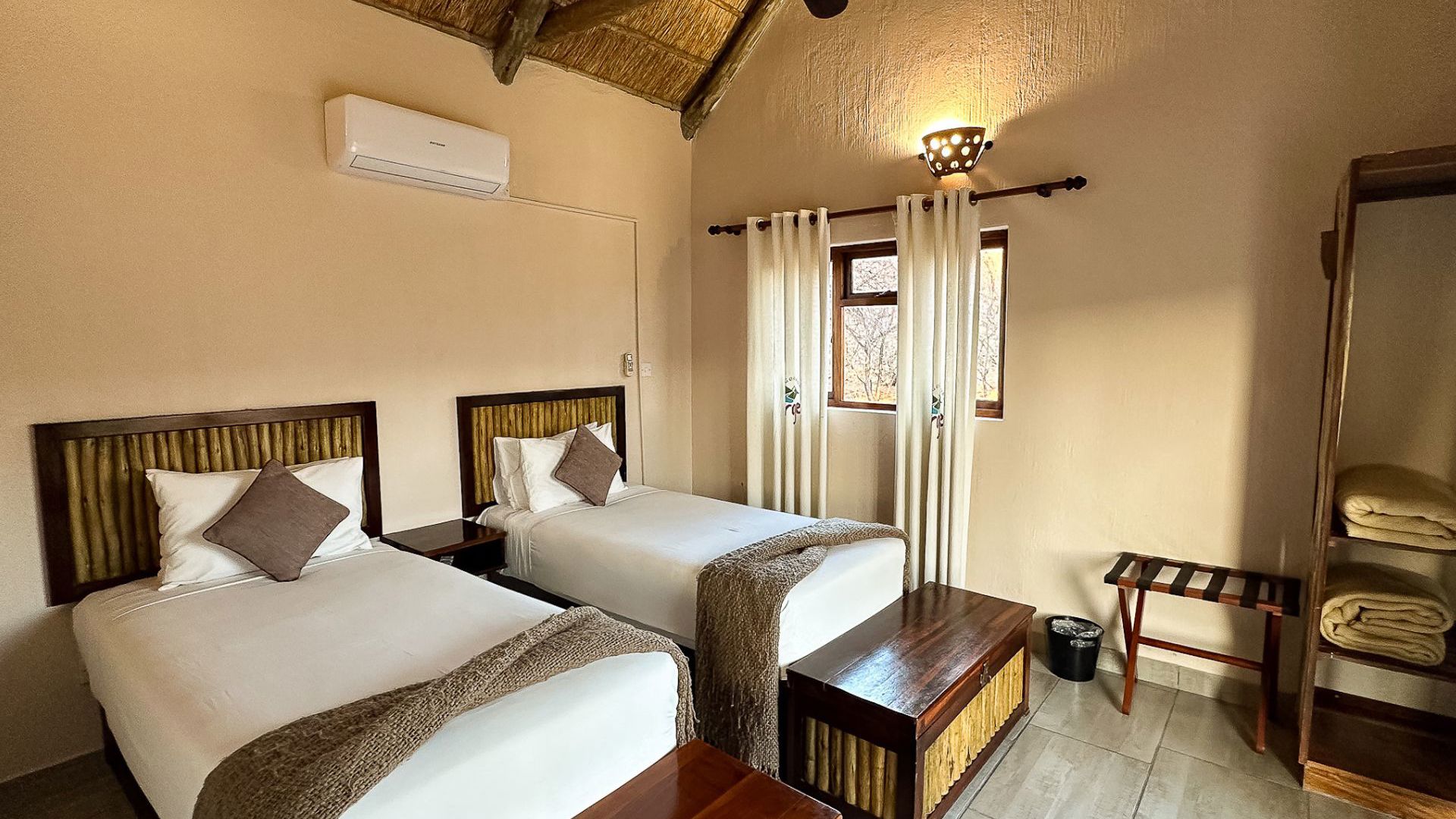 Sunway Botswana Goo-Moremi Credit Bruce Taylor