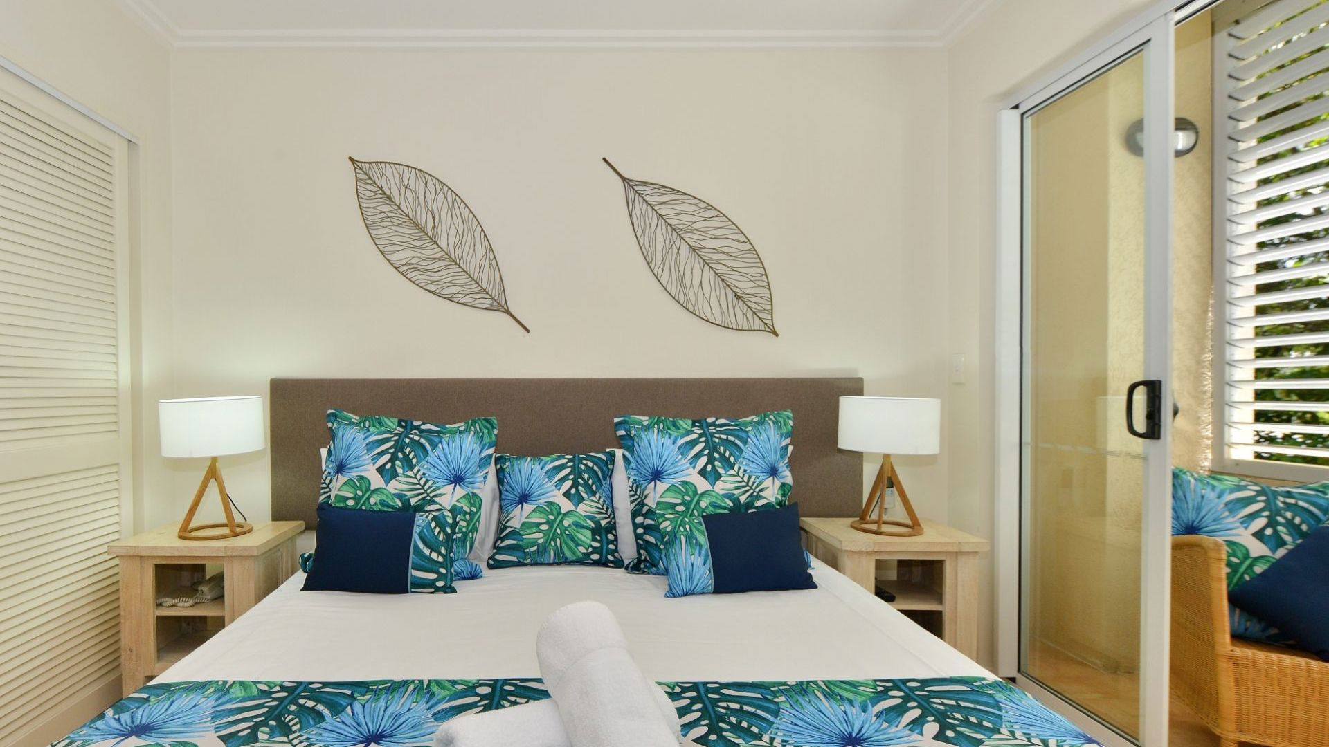 Cayman Villas Port Douglas Bedroom