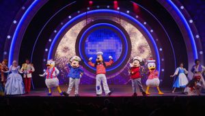 Disney DCL DA Entertainment (Disney Seas Your Adventure)