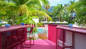 Centara Karon Resort - Pink Social