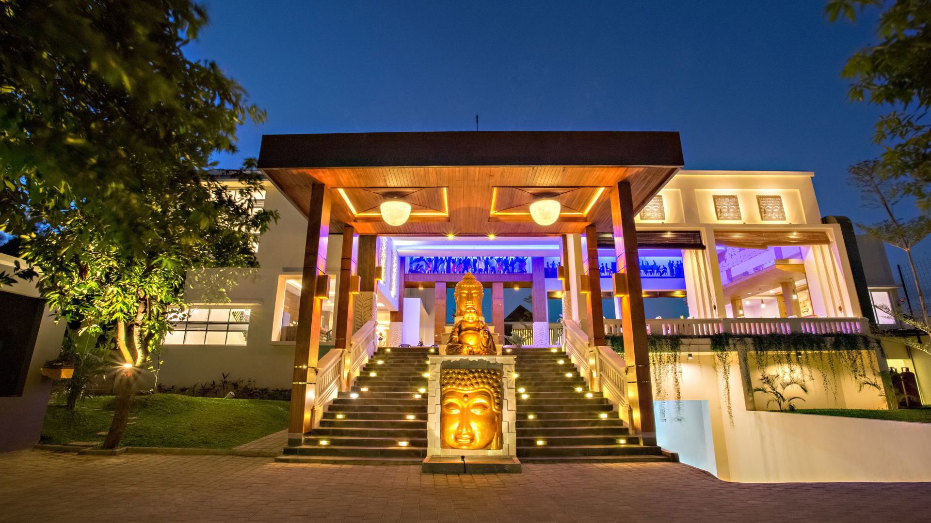 Tonys Villas & Resort Seminyak - Main Entrance