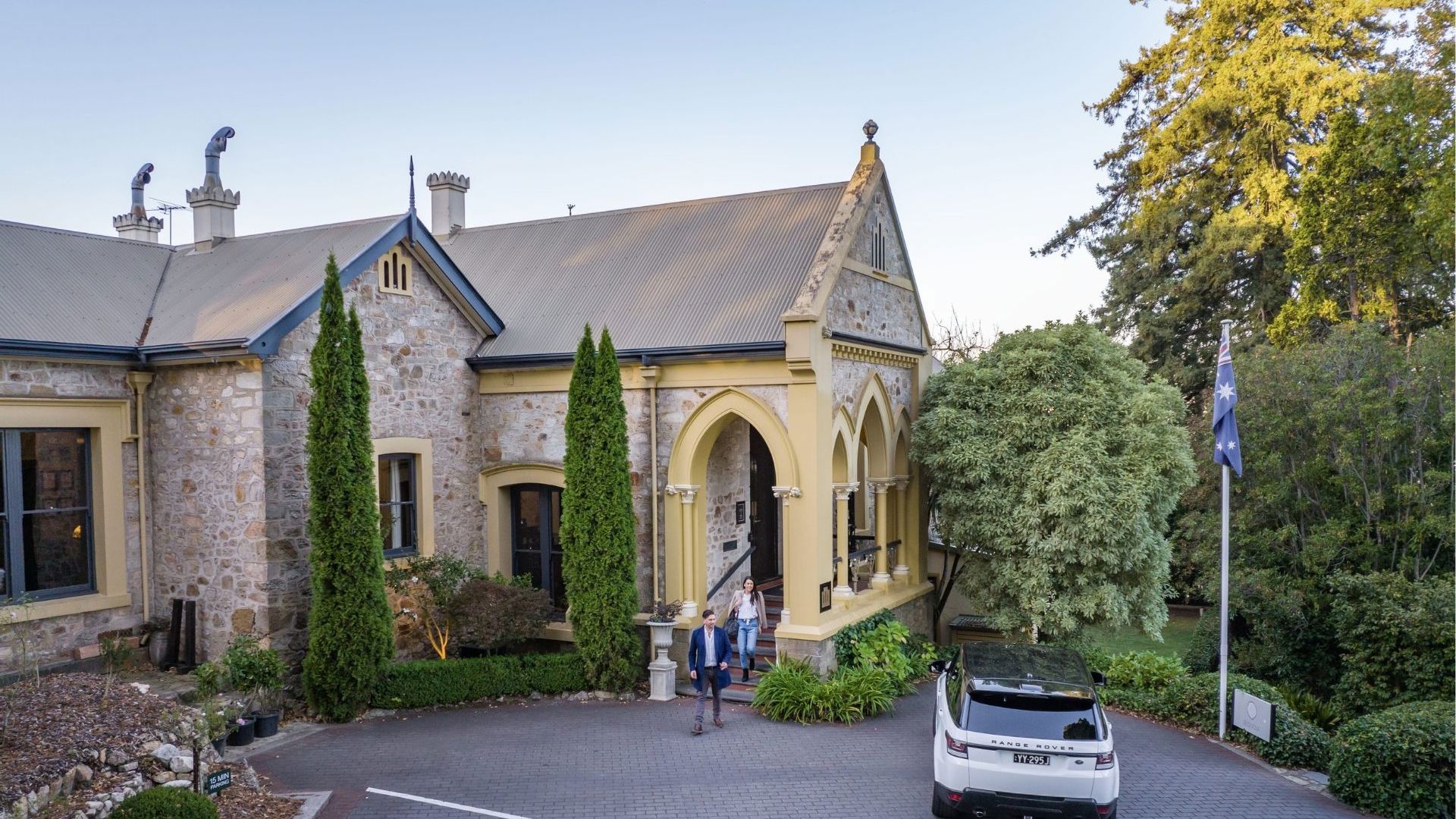 1069958 167 Mount Lofty House