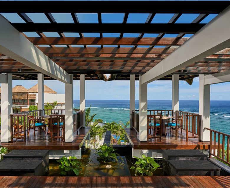 Samabe Bali Suites & Villas - Crystal Blue Ocean Grill