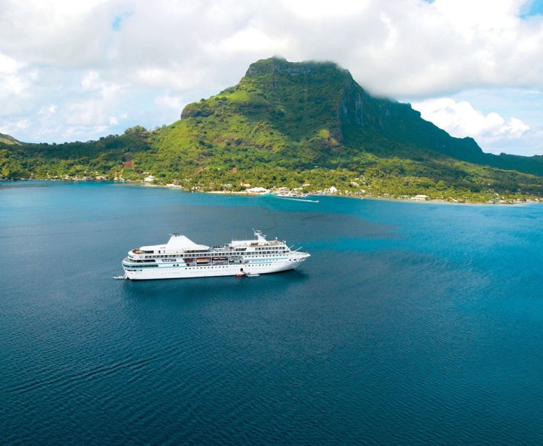 Cruising South Pacific with Paul Gaugin