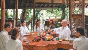 Kamalaya Koh Samui - Tea Sharing at Alchemy Lounge