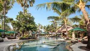 Legian Beach Hotel - Coco Swimming Pool