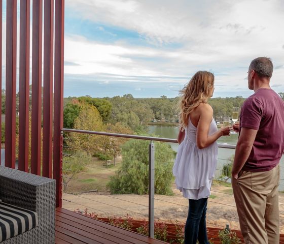 137609 The Frames CR SATC