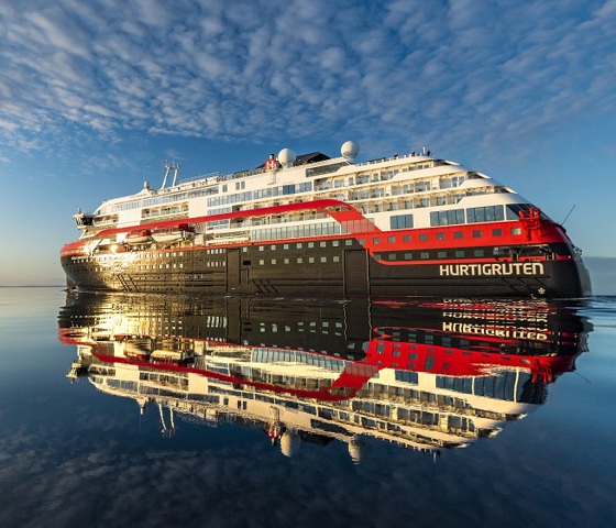 MS Roald Amundsen Canada