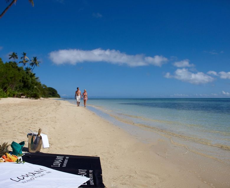 Lomani Beach Picnic