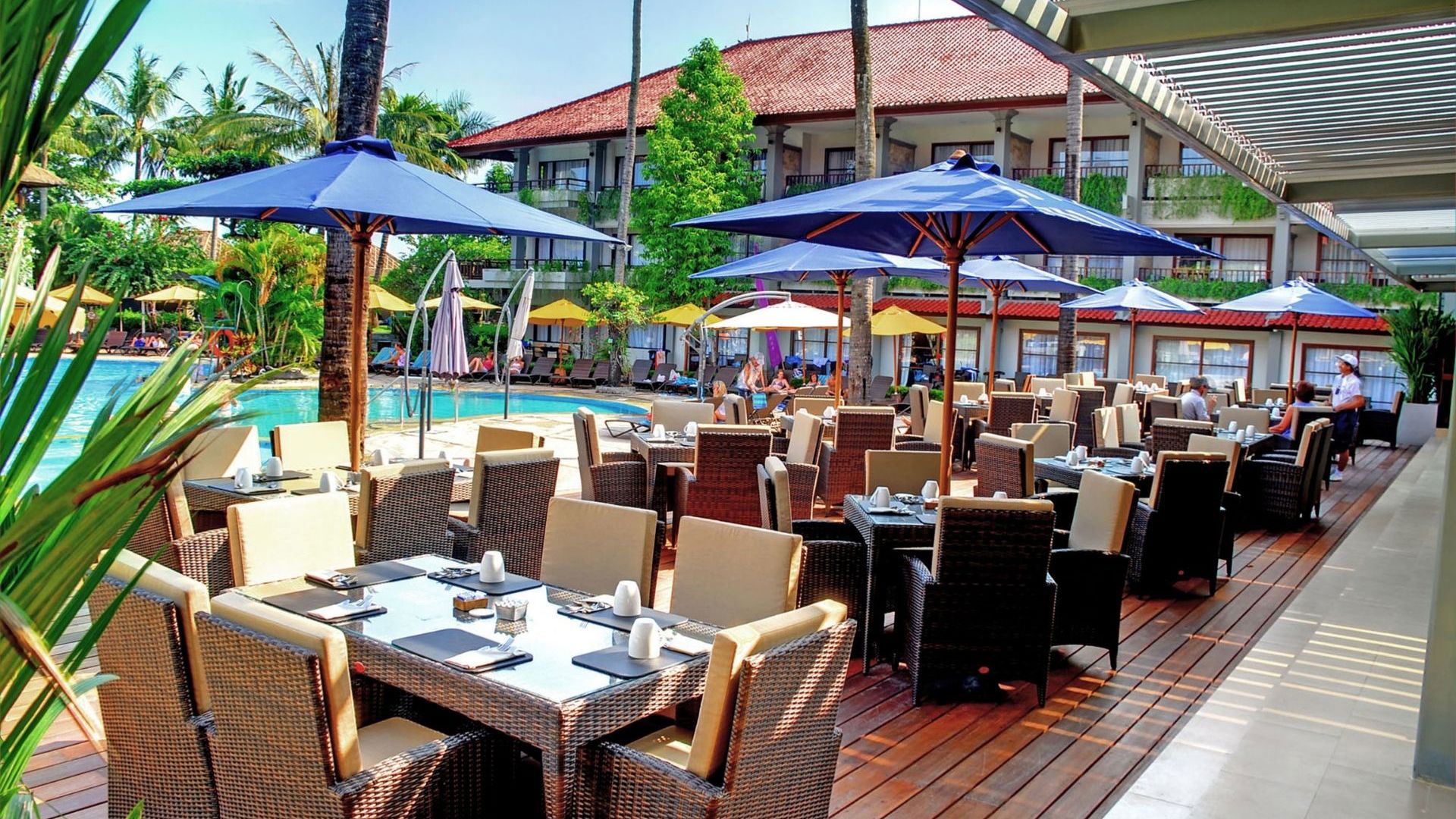 Bali Dynasty Resort - H20 Restaurant