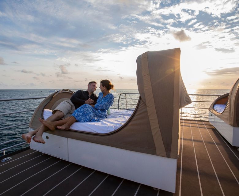 Cruise Whitsundays Reef Sleep View